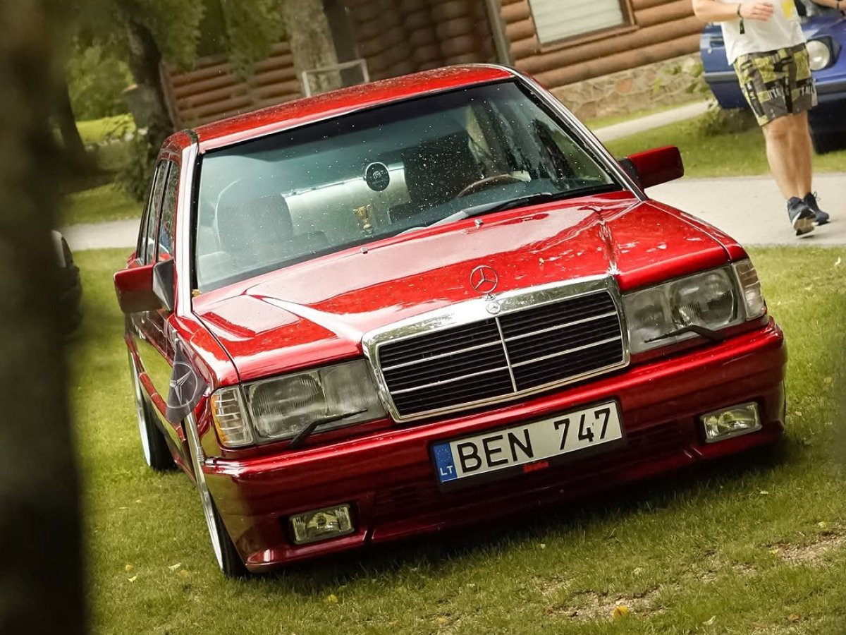 Mercedes Benz 190e